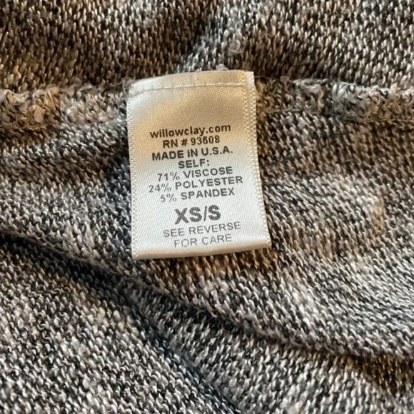 Willow & Clay | Made In USA Light Grey & White Cardigan, Size XS/S - Picture 7 of 9